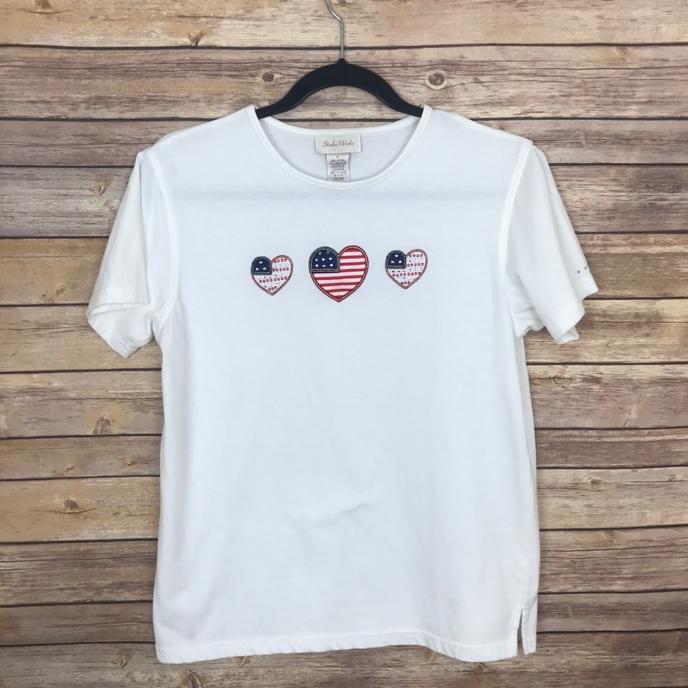 Studio Works Top Womens Small White American Flag Hearts Appliqué Crew Neck Knit